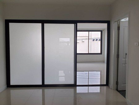 ขายหรือให้เช่า-home-office-หน้าหมู่บ้านสถาพร-คลอง-4-รังสิต
