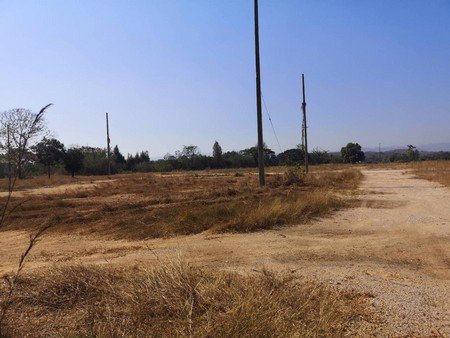 ขายด่วน-ที่ดินเปล่าติดถนนพหลโยธินขนาด-38-ไร่-องาว-จลำปาง