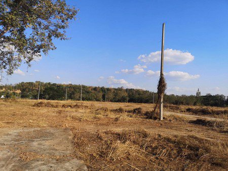 ขายด่วน-ที่ดินเปล่าติดถนนพหลโยธินขนาด-38-ไร่-องาว-จลำปาง