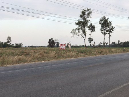 ขายด่วนที่ดินติดถนนอุดรบ้านผือจำนวน-10-ไร่-2-งาน-93-ตรวา