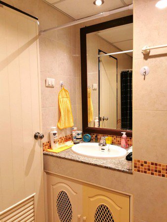 ขายถูก-คอนโดศรีวราแมนชั่น1รัชดา-ห้อง40ตรม-ชั้น15-วิวสวย-เฟอร์ครบ-พร้อมอยู่