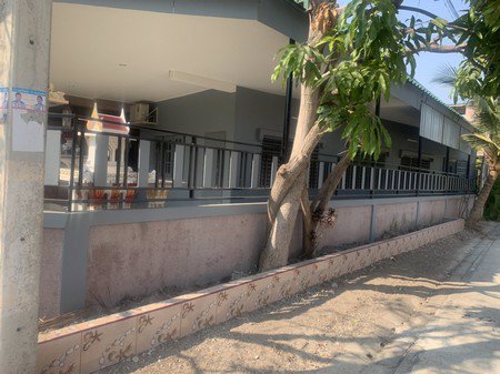 ทาวน์เฮ้าส์-หลังหัวมุม-ใกล้ชุมชน-ใจกลางเมืองชะอำ-จเพชรบุรี