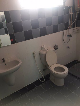 ขายทาวน์เฮ้าส์-2-ชั้น-ซอยมิสทีน-แหล่งชุมชน-ทำเลดี-กรุงเทพ