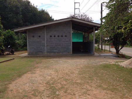 ขายด่วนบ้านพร้อมที่พร้อมโรงเรือน-อำเภอเมือง-จังหวัดระยอง