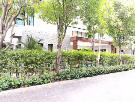 ขายด่วน-บ้านเดี่ยว-พื้นที่เยอะ-ทำเลเลียบทางด่วนรามอินทรา-ราคาสุดคุ้ม