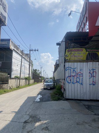 ขายที่ดินพร้อมโกดัง-เหมาะการลงทุนและพร้อมมีรายได้ทันทีจังหวัดกรุงเทพ