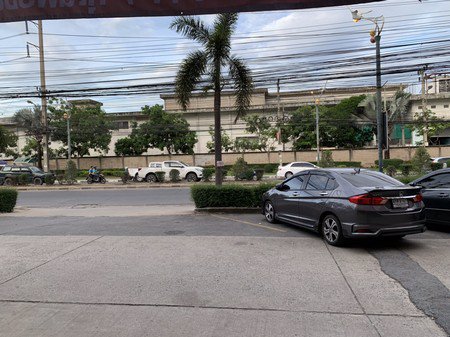 ขายอาคารพาณิชย์-4-ชั้น-ใกล้นิคมอุตสาหกรรมบางปู-ทำเลดี-ราคาถูก