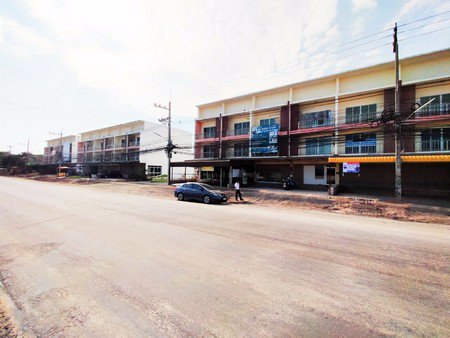 ขายด่วน-อาคารพาณิชย์-2-คูหา-พิกัดพลูตาหลวง-สัตหีบ-ทำเลดี-ติดถนนสุขุมวิท