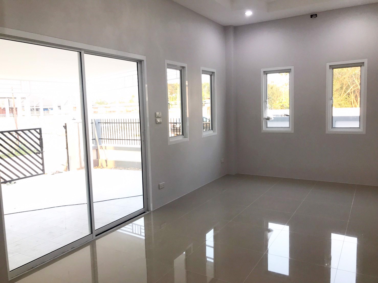 ขายบ้านเดี่ยวชั้นเดียว-ใกล้เมืองสไตล์-โมเดล-โซนสันทราย-เชียงใหม่