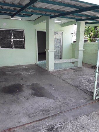 ขายทาวน์เฮ้าส์-หมู่บ้านศรีราชาธานี-พร้อมผู้เช่า-2-นอน-1-น้ำ-27-ตรว-ใกล้สถานนีรถไฟฟ้า