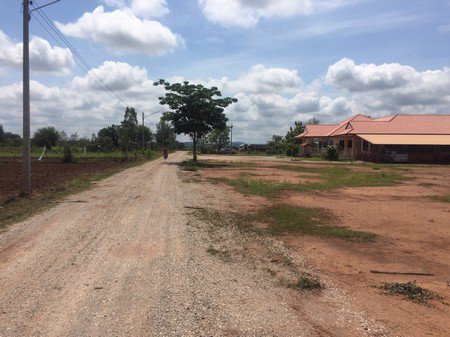 ขายด่วนที่ดินเปล่าตรงข้ามสมาคมชาวไร่อ้อย-ksl14ไร่-2-งาน-71-ตรวา