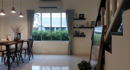 ขายบ้าน-2ชั้น-3ห้องนอน-พร้อมเครื่องใช้ไฟฟ้าและเฟอร์นิเจอร์ครบ-จปทุมธานี