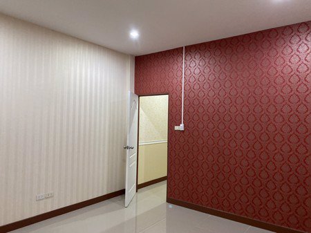 ขายอาคารพาณิชย์-2-ชั้น-อยู่หลังริมสุดหัวมุม-จังหวัดประจวบคีรีขันธ์