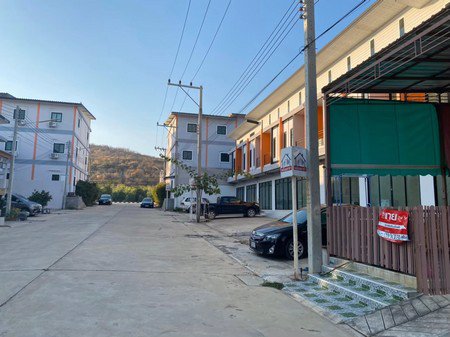 ขายอาคารพาณิชย์-2-ชั้น-อยู่หลังริมสุดหัวมุม-จังหวัดประจวบคีรีขันธ์