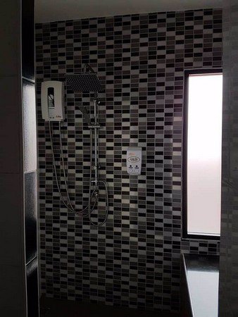 ขายรีสอร์ทพร้อมกิจการ-อบางละมุงพัทยา-เนื้อที่-1ไร่-105-ตารางวา