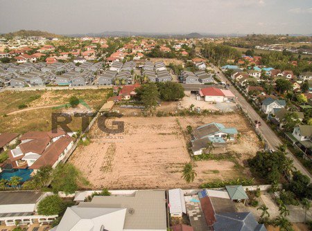 ขายที่ดินแปลงงามพร้อมบ้าน-พัทยาใต้-เนื้อที่-3-ไร่-ซอยสุขุมวิท87-ติดถนนหนองกระบอก