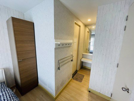 ให้เช่า-คอนโดตกแต่งใหม่พร้อมอยู่วิวทะเลสาบ-พาร์คแลนด์-ศรีนครินทร์-เลคไซด์