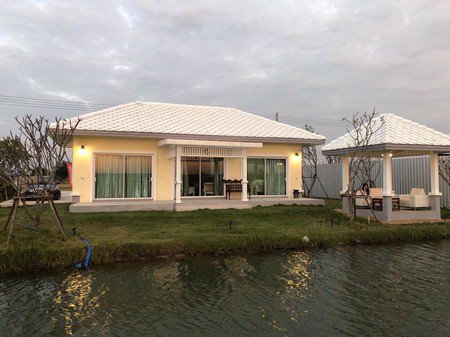 บ้านสวยริมธาร-บางเลน-บ้านเดี่ยวสไตล์โคโรเนียล-ริมน้ำ