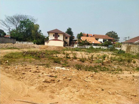 ขายที่ดินเปล่า-แปลงสี่เหลี่ยมสวย-ติดถนนหลัก-ค้าขายได้-จังหวัดเชียงใหม่