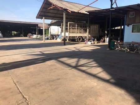 ที่ดินพร้อมสิ่งปลูกสร้าง-ราคาถูก-ทำเลดี-ตรงข้ามอีซูซุตังปัก-ด่านขุนทด-นครราชสีมา