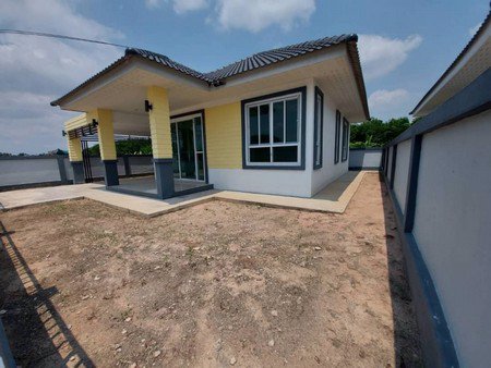 ขายบ้านเดี่ยวสร้างใหม่-บ้านแสนสุข-1-นิคมพัฒนา-ระยอง-ทำเลดี-ราคาถูก