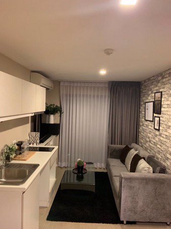 คอนโดให้เช่า-ห้องใหม่มาก-พร้อมอยู่-ห้องมุม-ย่านใจกลางเมือง