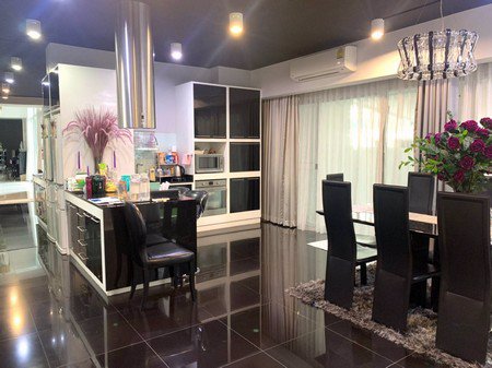 ขาย-home-office-4-ชั้น-ย่านทองหล่อ-ทำเลทอง