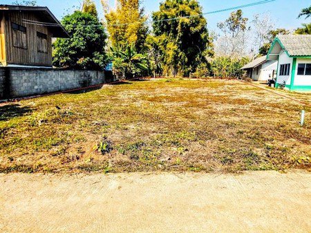 ขายที่ดิน-เหมาะสำหรับทำสิ่งปลูกสร้างที่อยู่อาศัย-ใกล้แหล่งชุมชน-จเชียงราย