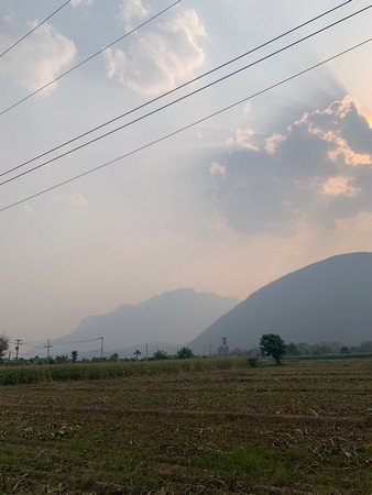 ขายที่ดินวิวขั้นเทพ-บรรยากาศสุดยอด-ด้านหน้ามองเห็นวิวดอยนางและดอยหลวงเชียงดาว