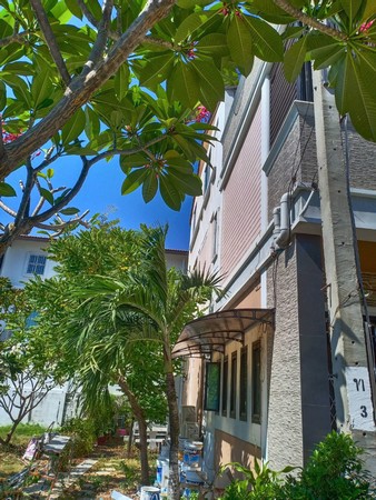 ขายทาวน์โฮม-3-ชั้น-หมู่บ้านประชาสุข-เลค-แอนด์-มอลล์-อยู่หลัง-big-c-พระราม-2