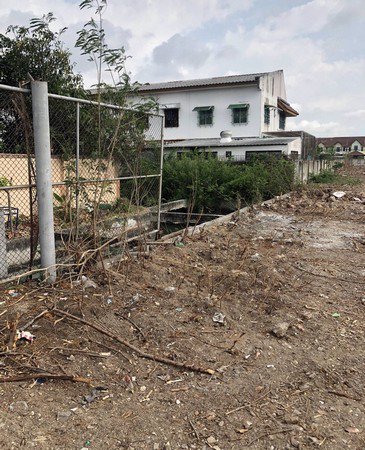 ขายที่ดิน-จชลบุรี-ติดกับเดอะคันทรีเมืองใหม่-ที่สวยทำเลดี