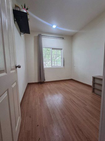 ทาวน์โฮม-golden-town-นวมินทร์42-เข้า-ออก-สะดวก-เดินทางง่าย