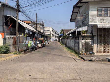 ขายบ้านพร้อมที่ดินขนาด-59-ตรว-ทำเลดีอยู่แหล่งชุมชน-จอุดรธานี