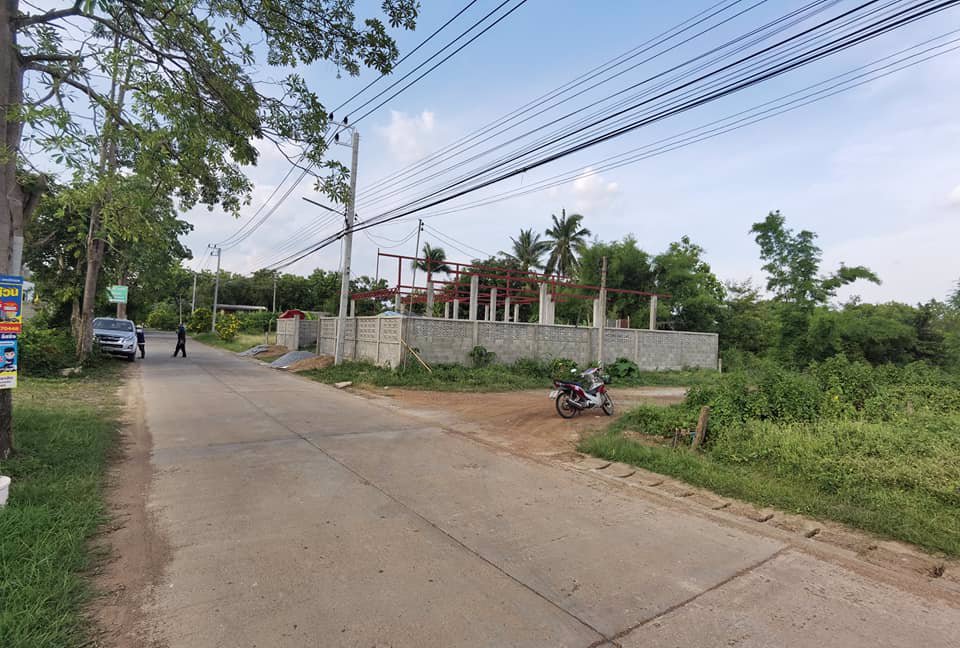 ขายที่ดินแปลง-จำนวน-1-ไร่-ถนนเส้นหลัง-ปั้ม-ปตทศรีสัชนาลัย