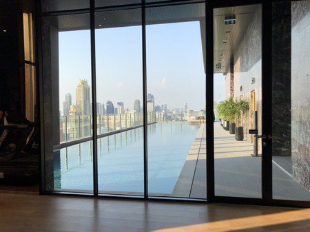 ขายคอนโดหรูมีสไตล์-ใจกลางสุขุมวิท-ย่านพร้อมพงษ์-noble-around-sukhumvit-33