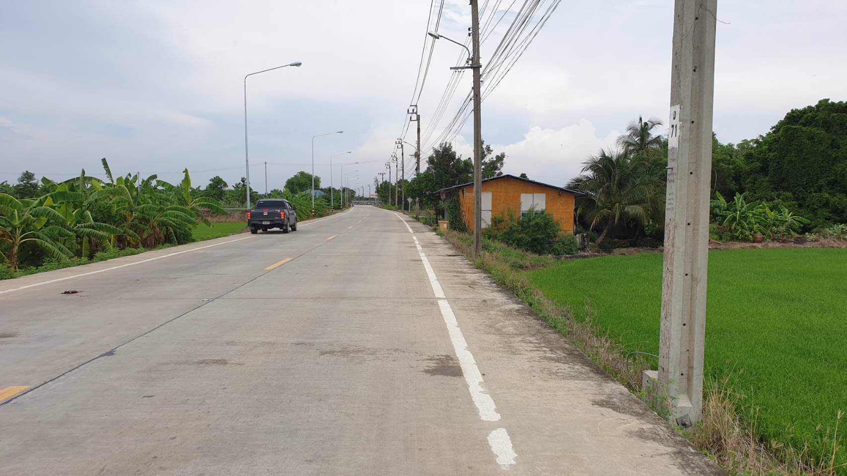 ที่ดินสวยๆทำเลดีติดถนนใหญ่แบ่งล็อค-อยู่ข้าง-อบตหนองเพรางาย-จนนทบุรี