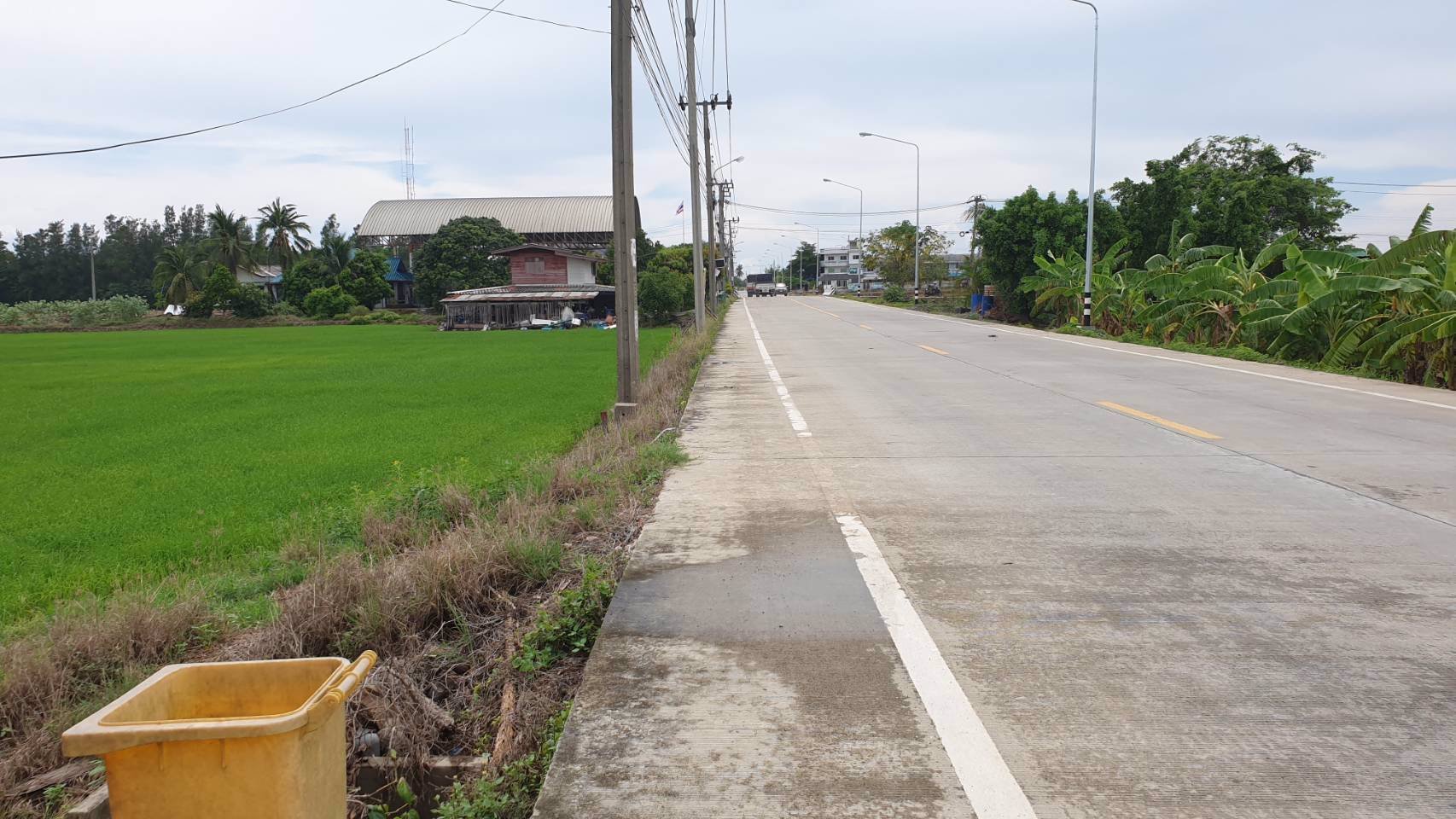 ที่ดินสวยๆทำเลดีติดถนนใหญ่แบ่งล็อค-อยู่ข้าง-อบตหนองเพรางาย-จนนทบุรี