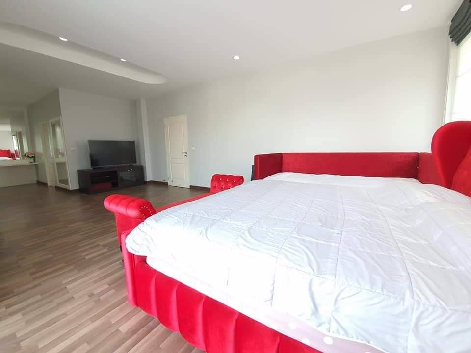 ขายบ้านเดี่ยวหลังใหญ่-หมู่บ้านธาราราชพฤกษ์-ปิ่นเกล้า-บางกรวย-นนทบุรี