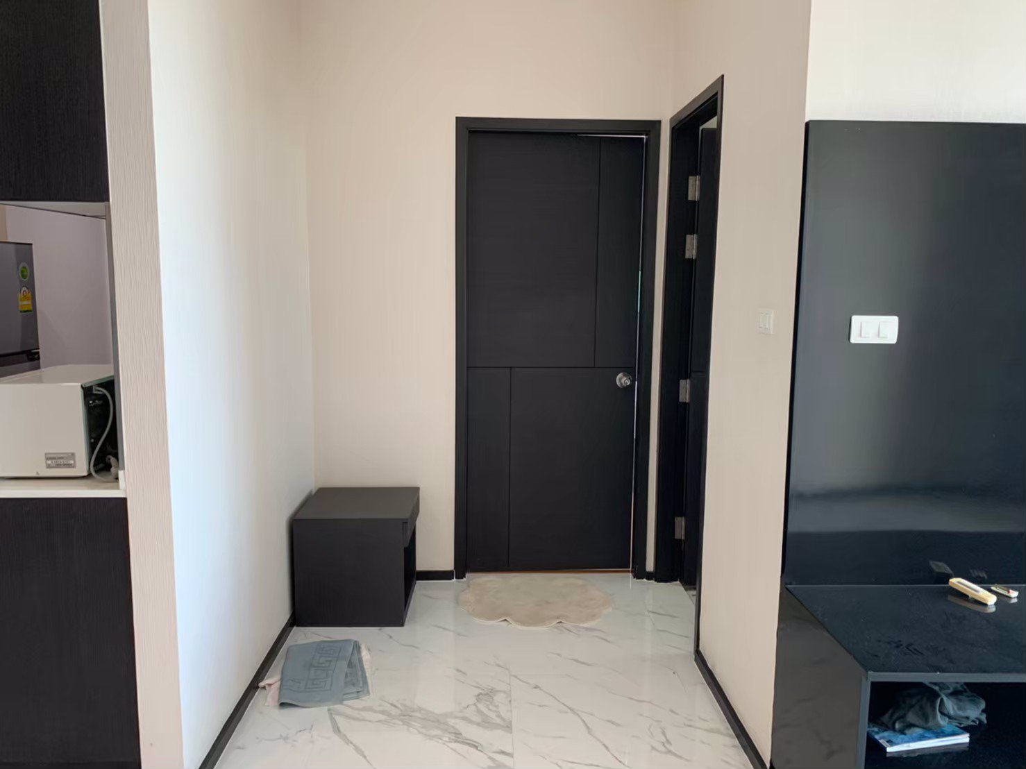 ขายด่วนคอนโดวิลล่า-สาทร-ชั้น-33-ทำเลดี-ติด-bts-กรุงธนบุรี-เฟอร์นิเจอร์ครบ