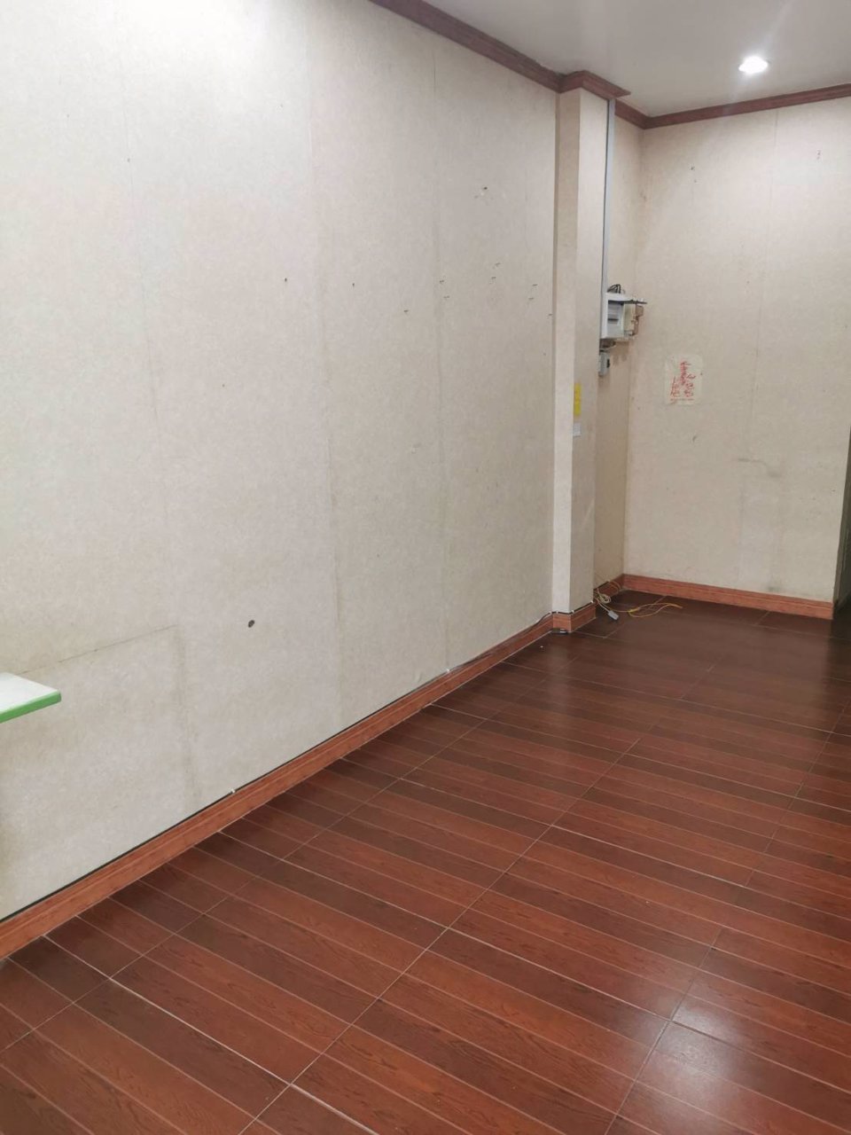 ขายอาคารพาณิชย์-3-ชั้นทำเลดี-เหมาะสำหรับทำธุรกิจหลายๆอย่างใจกลางเมือง-สุราษฎร์ธานี