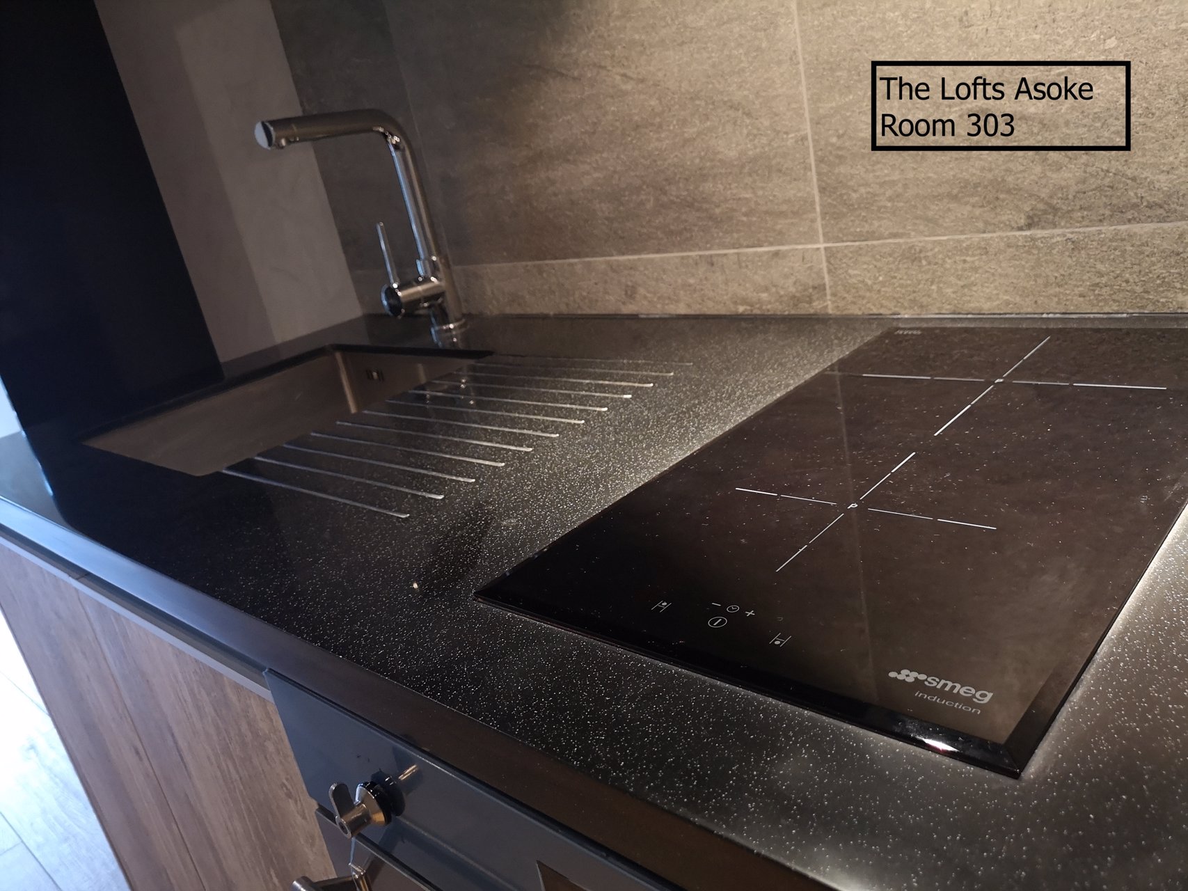 ขายคอนโด-the-lofts-asoke-สวยหรู-ใจกลางเมือง-อโศก-กรุงเทพมหานคร