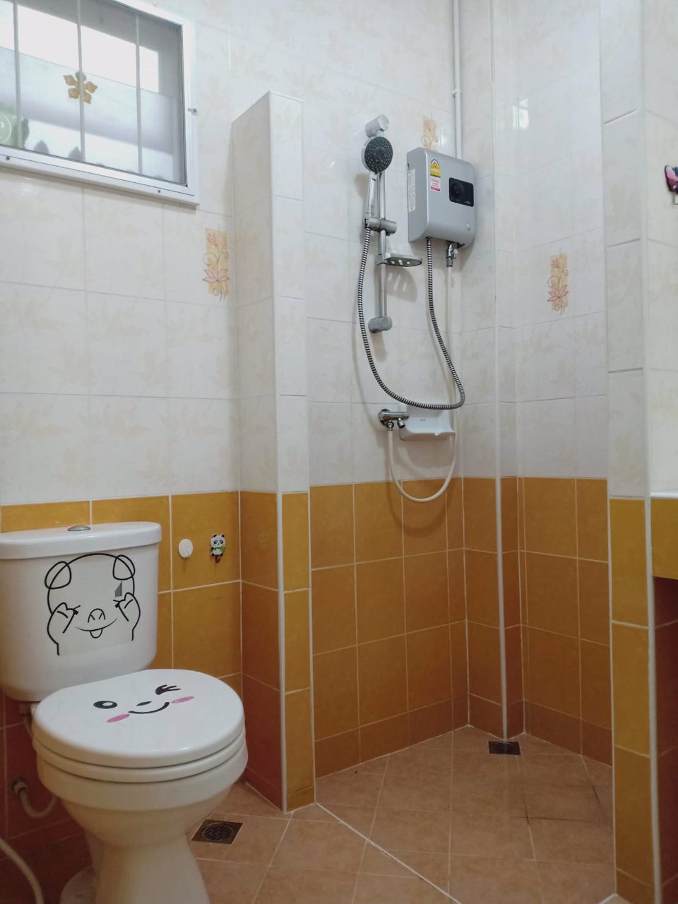 ขายทาวน์เฮ้าส์-2-ชั้น-หมู่บ้านอู่ทองเพลส-6-ลำลูกกา-ปทุมธานี