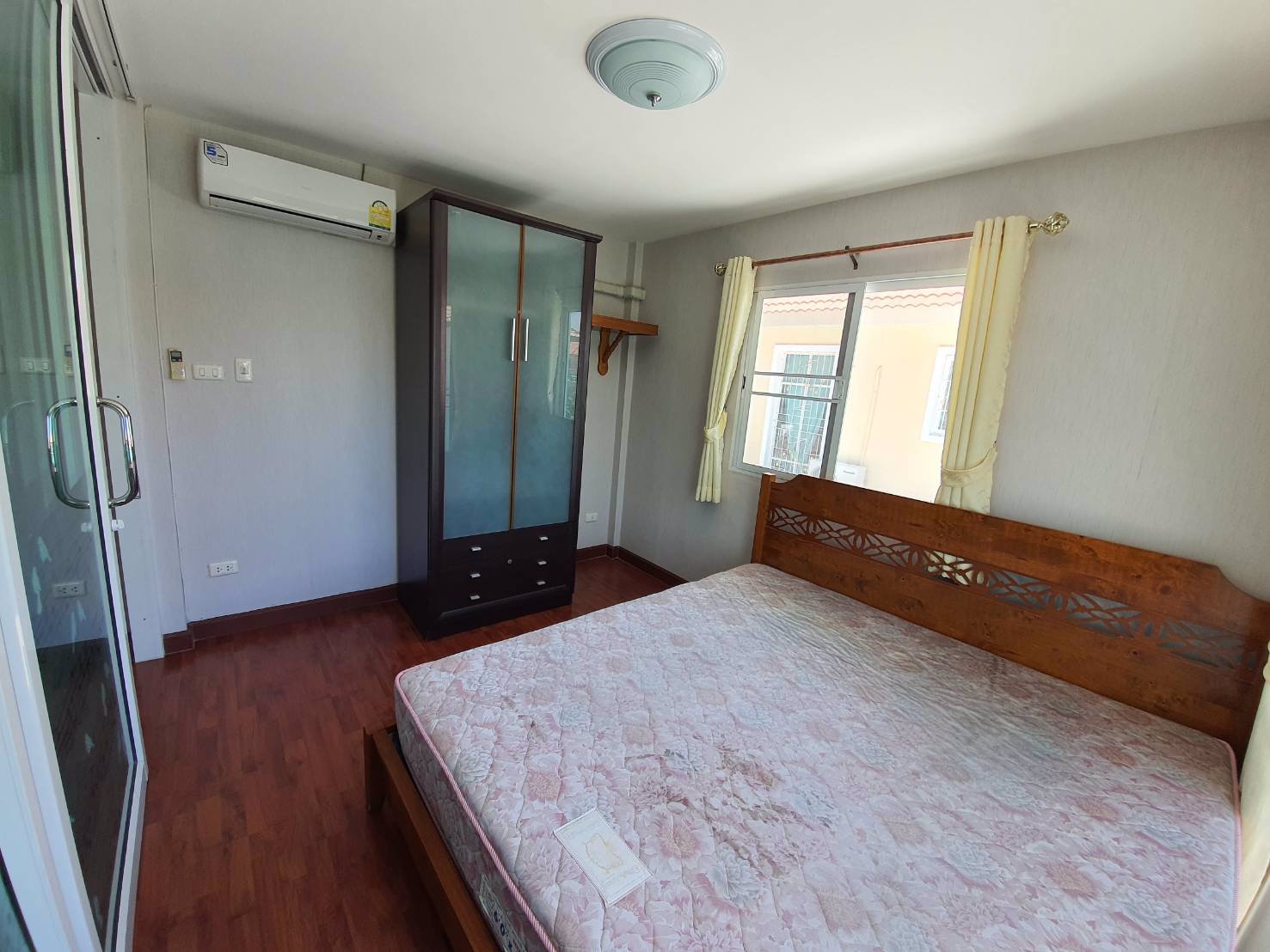 ขายบ้านเดี่ยว-2-ชั้น-หลังมุม-หมู่บ้านชวนชื่นประชาอุทิศ-เขตทุ่งครุ-กรุงเทพมหานคร