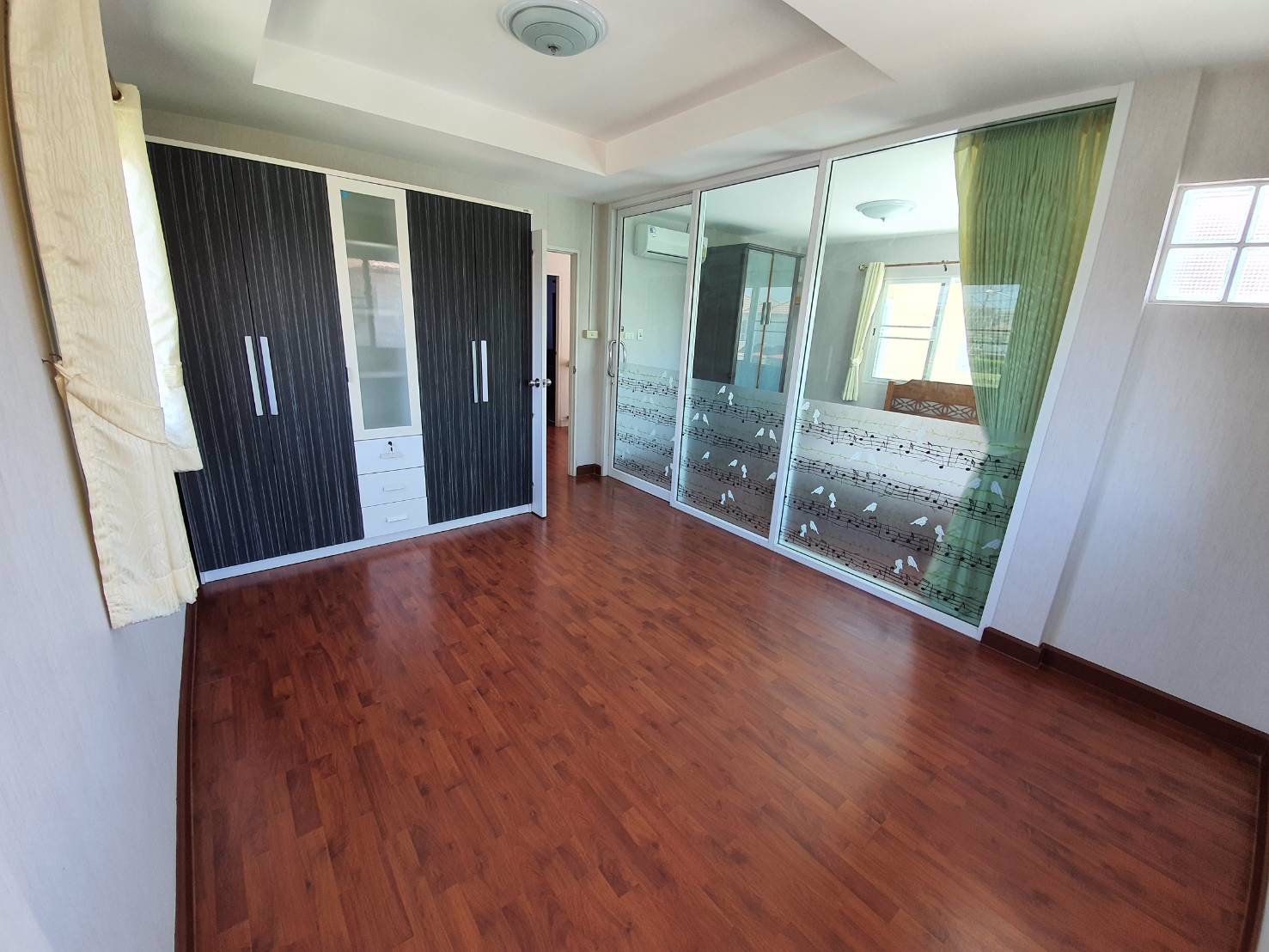 ขายบ้านเดี่ยว-2-ชั้น-หลังมุม-หมู่บ้านชวนชื่นประชาอุทิศ-เขตทุ่งครุ-กรุงเทพมหานคร