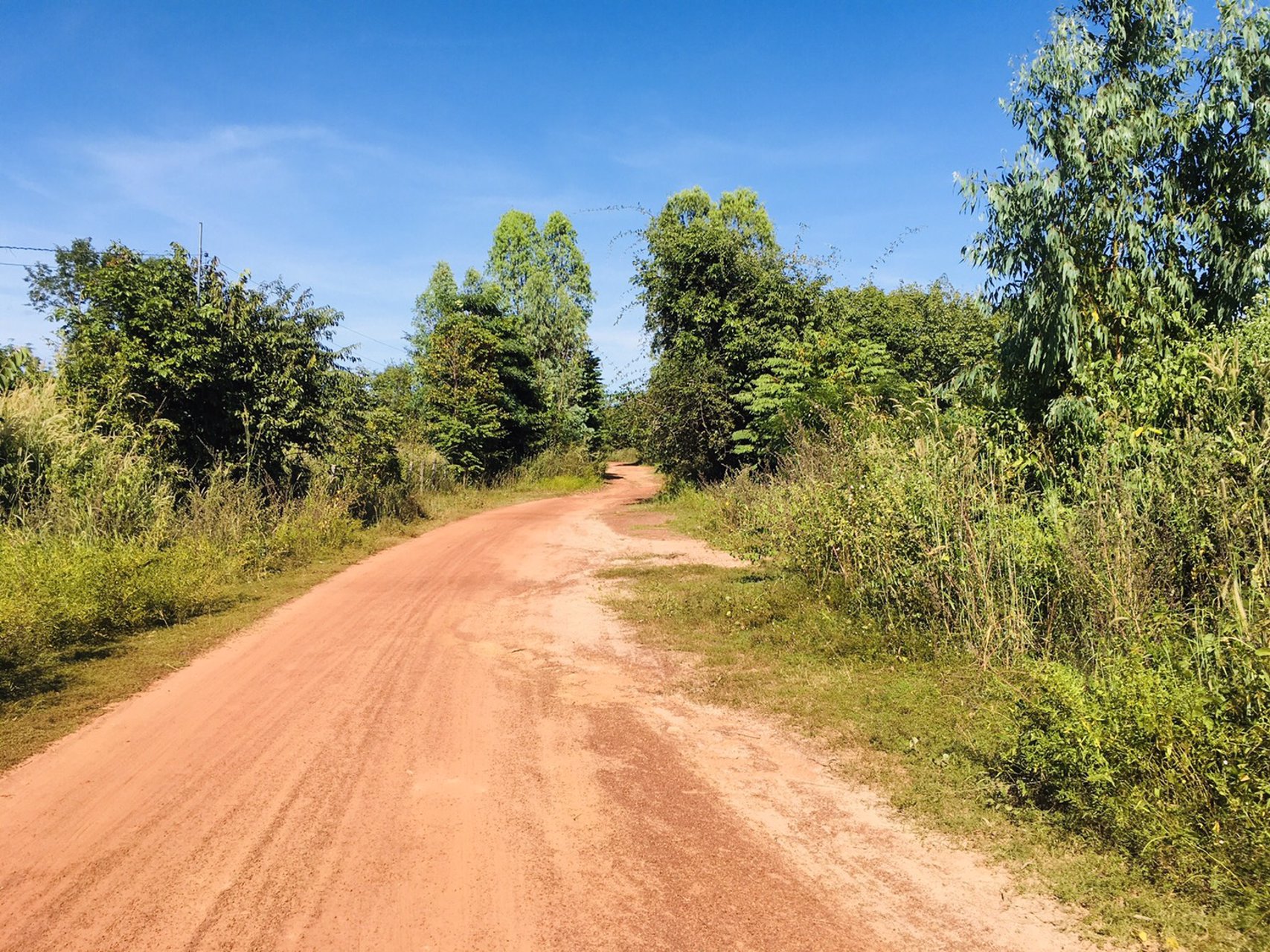 ขายที่ดินโฉนด-ริมอ่างเก็บน้ำบ้านห้วยวังลม-ตำบลคำเขื่อนแก้ว-อำเภอสิรินธร-จังหวัดอุบลฯ