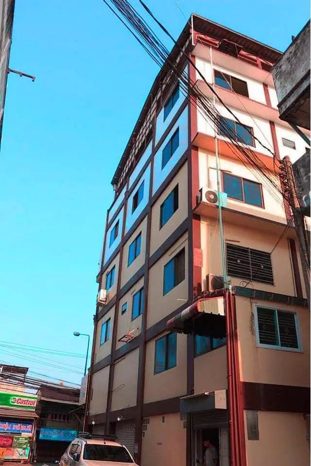 ขายอาคารพาณิชย์-ตึก-2-คูหา-หัวมุม-ทำเลดี-อำเภอเมืองพิษณุโลก