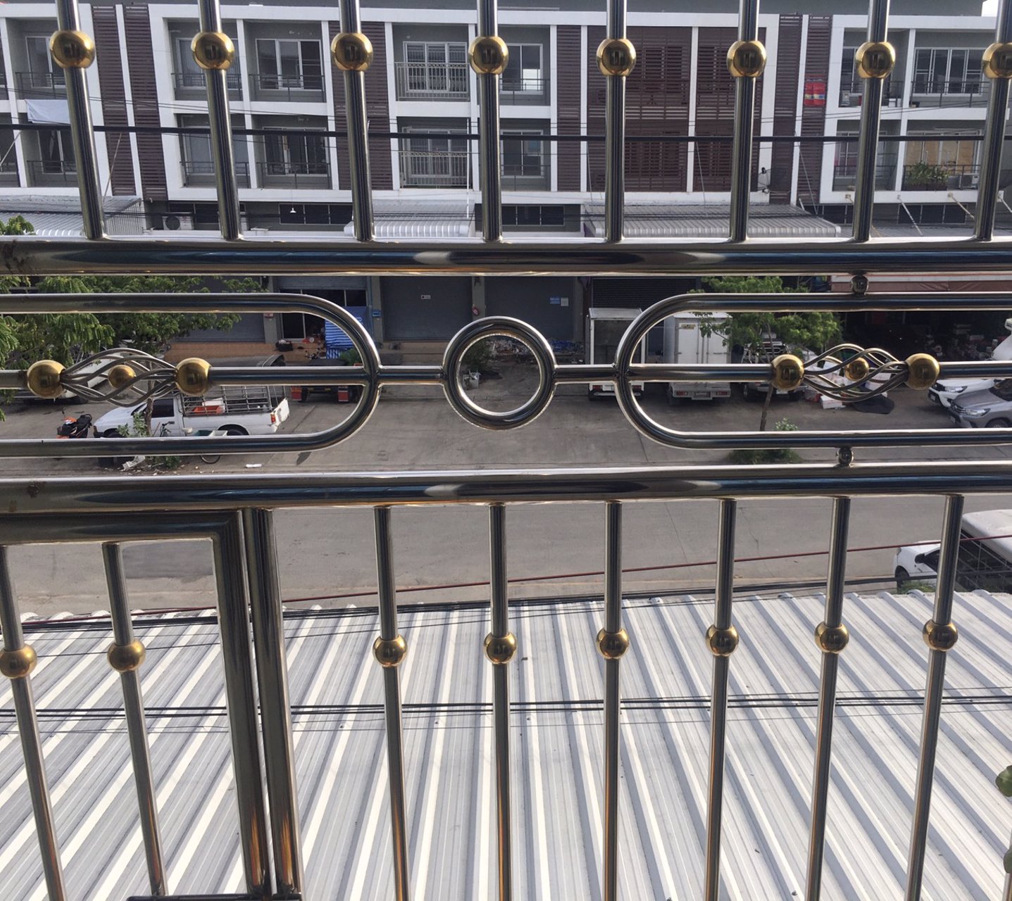 ขายอาคารพาณิชย์-3-ชั้นครึ่ง-ทำเลธุรกิจ-คลองหนึ่ง-จังหวัดปทุมธานี