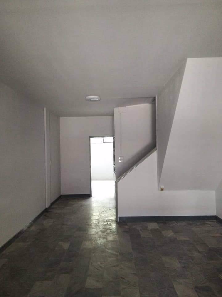 ขายทาวน์เฮ้าส์3ชั้น-หมู่บ้านสินทวีแกรนด์วิลเลจ-พระราม-2