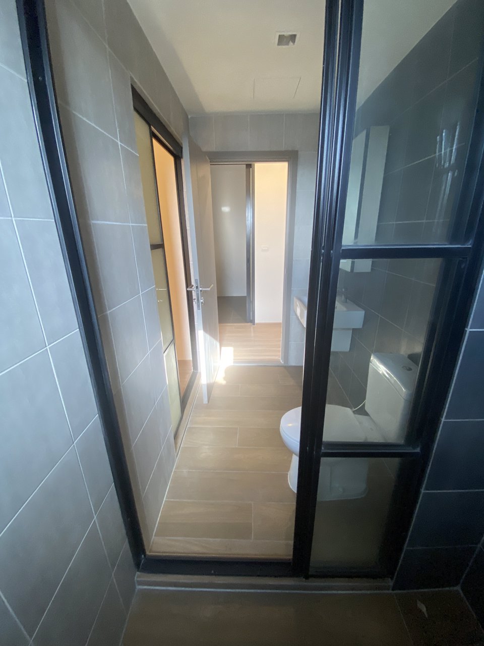 ขายคอนโด-the-base-garden-พระราม9-กรุงเทพฯ-ห้องสวย-หรูหรา