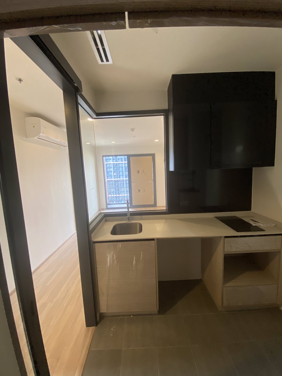 ขายคอนโด-the-base-garden-พระราม9-กรุงเทพฯ-ห้องสวย-หรูหรา